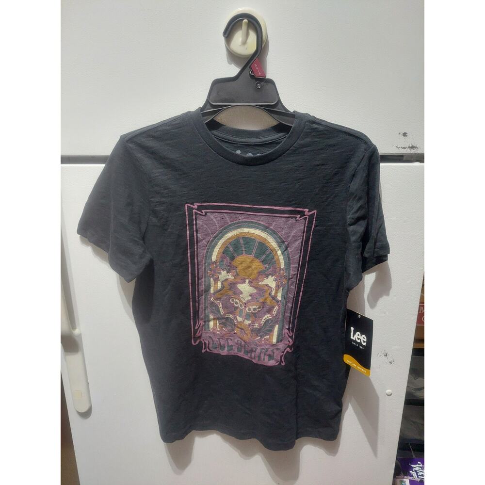 WOMEN'S LEE BLACK TSHIRT SMALL NWT HERITAGE INSPIRED BLACK AND PURPLE CUTE